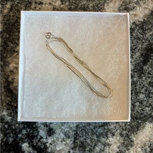 Silver Pendant Necklace – Elegant Minimalist Design